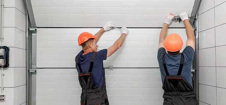 Choose Us for Your Garage Door Needs in Lake Ridge