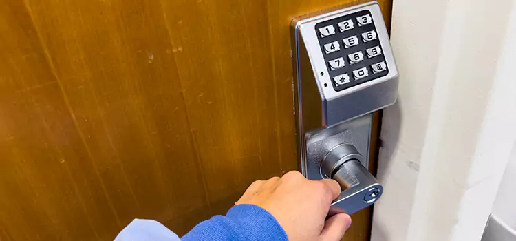 Why Choose Us for Your Keypad Lock Needs in Lake Ridge, VA?
